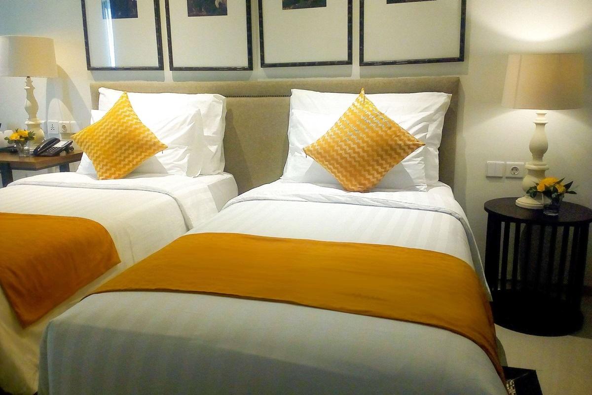 M Hotel Sorong Buitenkant foto