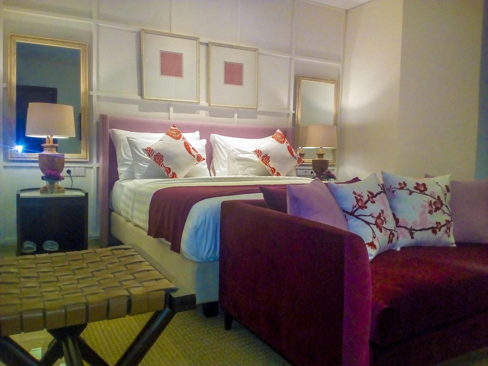M Hotel Sorong Buitenkant foto