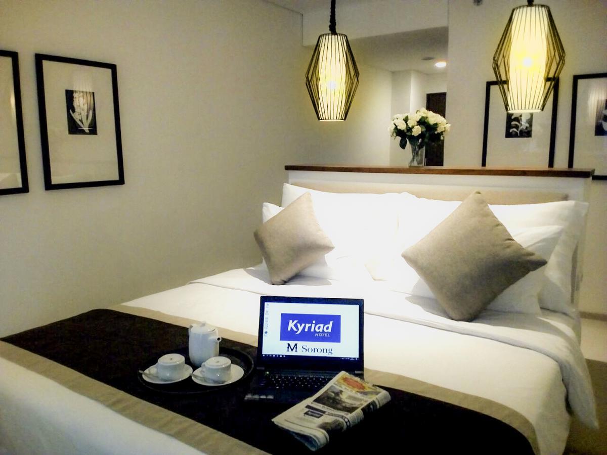 M Hotel Sorong Buitenkant foto