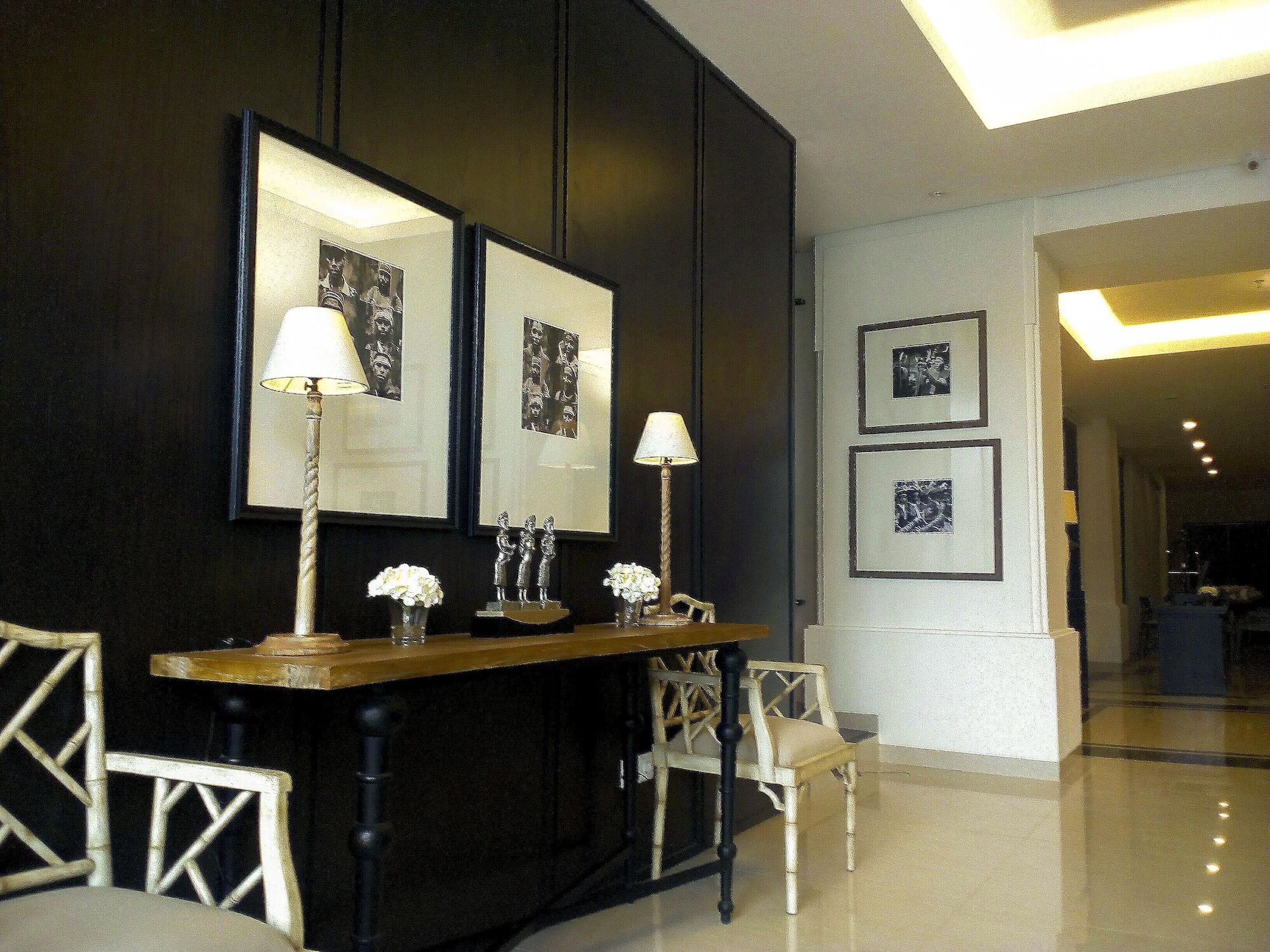 M Hotel Sorong Buitenkant foto